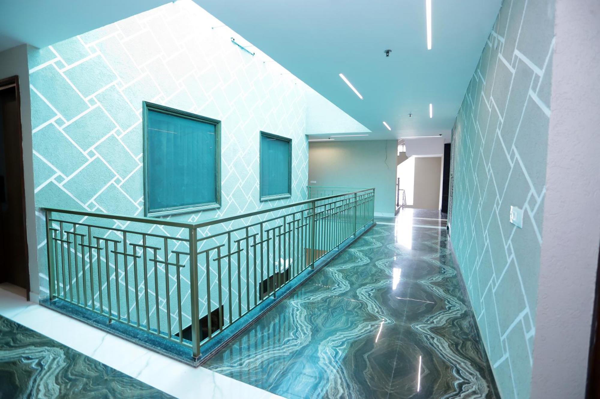 Hotel Nirvana Inn - Near Expo Mart Greater Noida Esterno foto