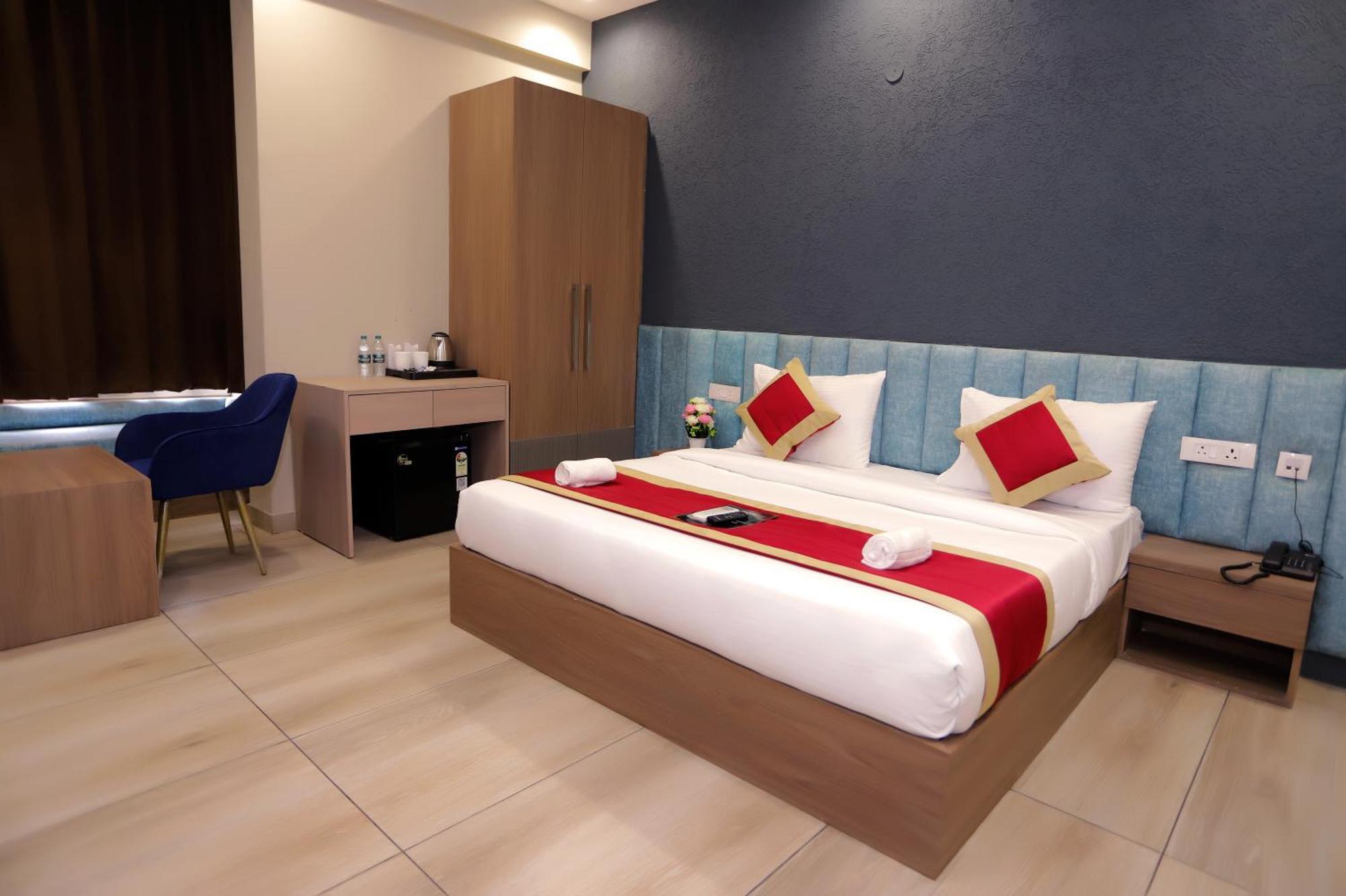 Hotel Nirvana Inn - Near Expo Mart Greater Noida Esterno foto
