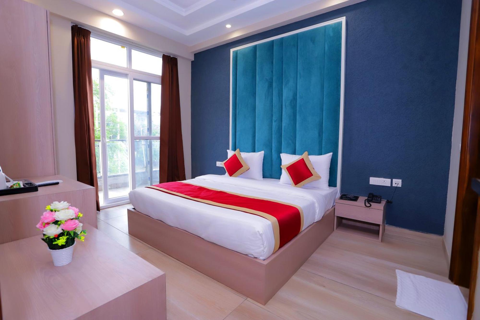 Hotel Nirvana Inn - Near Expo Mart Greater Noida Esterno foto
