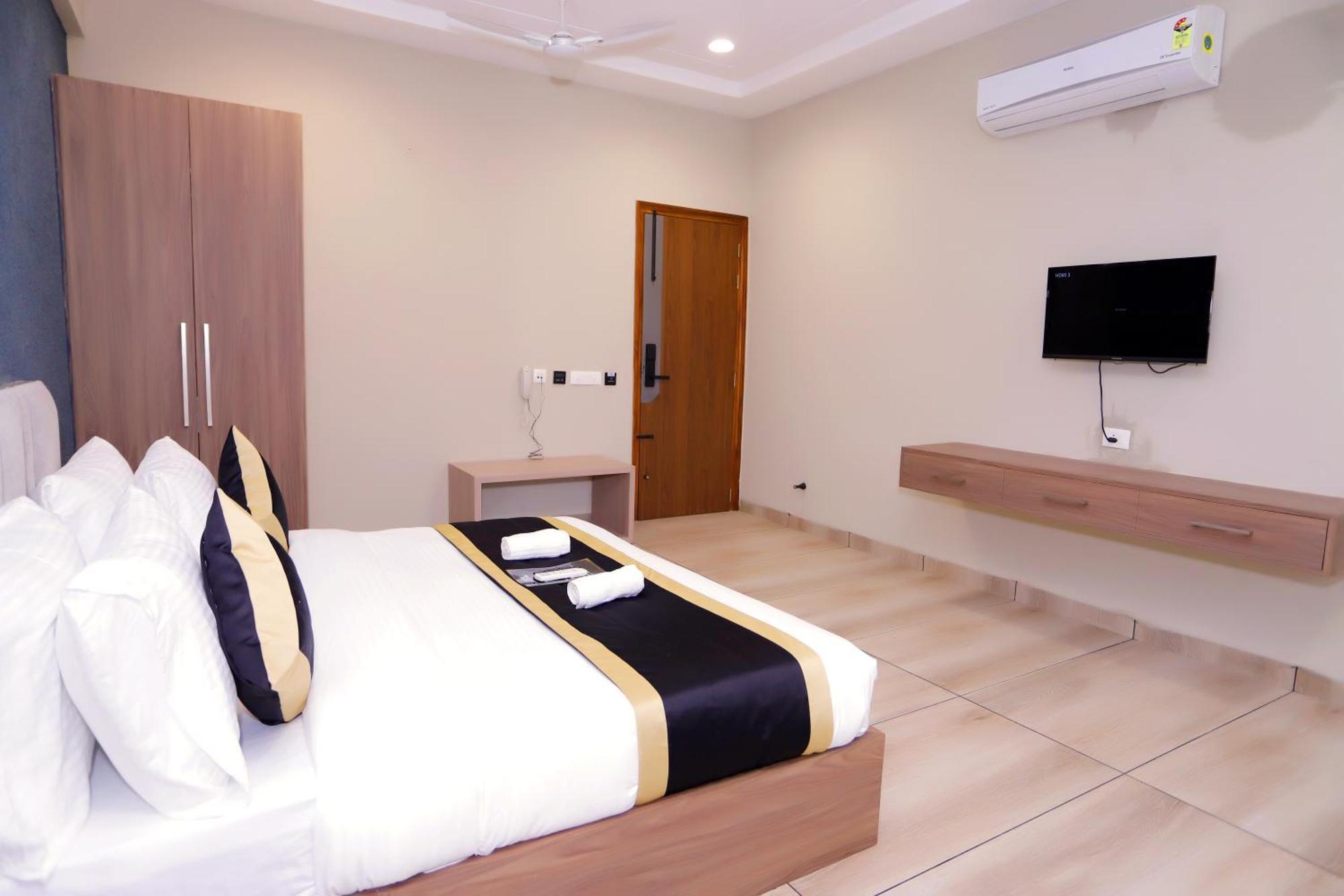 Hotel Nirvana Inn - Near Expo Mart Greater Noida Esterno foto