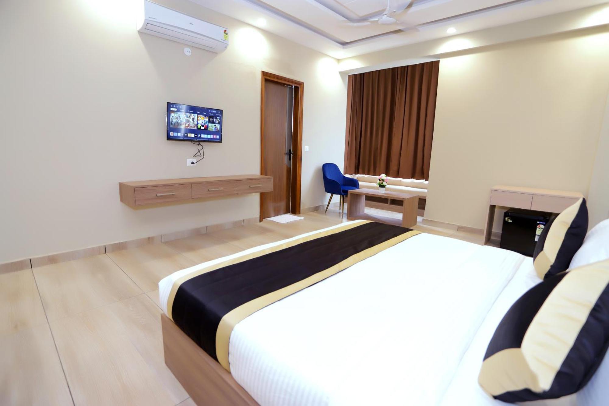 Hotel Nirvana Inn - Near Expo Mart Greater Noida Esterno foto