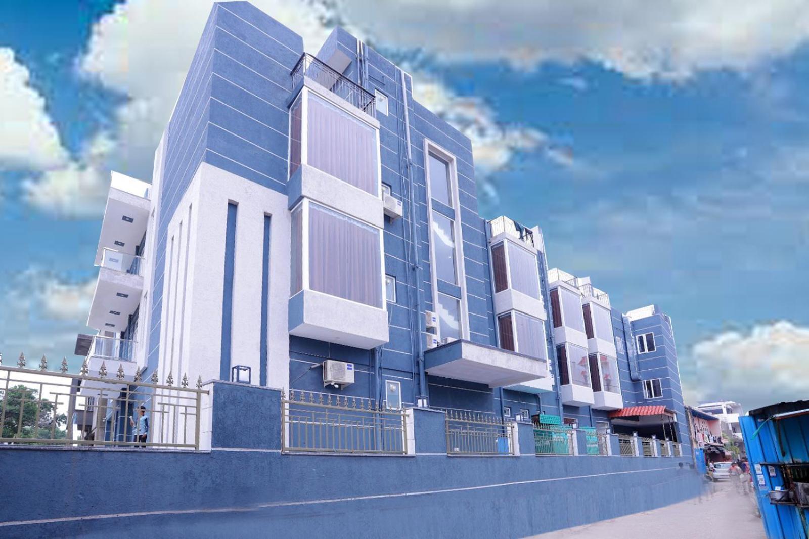 Hotel Nirvana Inn - Near Expo Mart Greater Noida Esterno foto